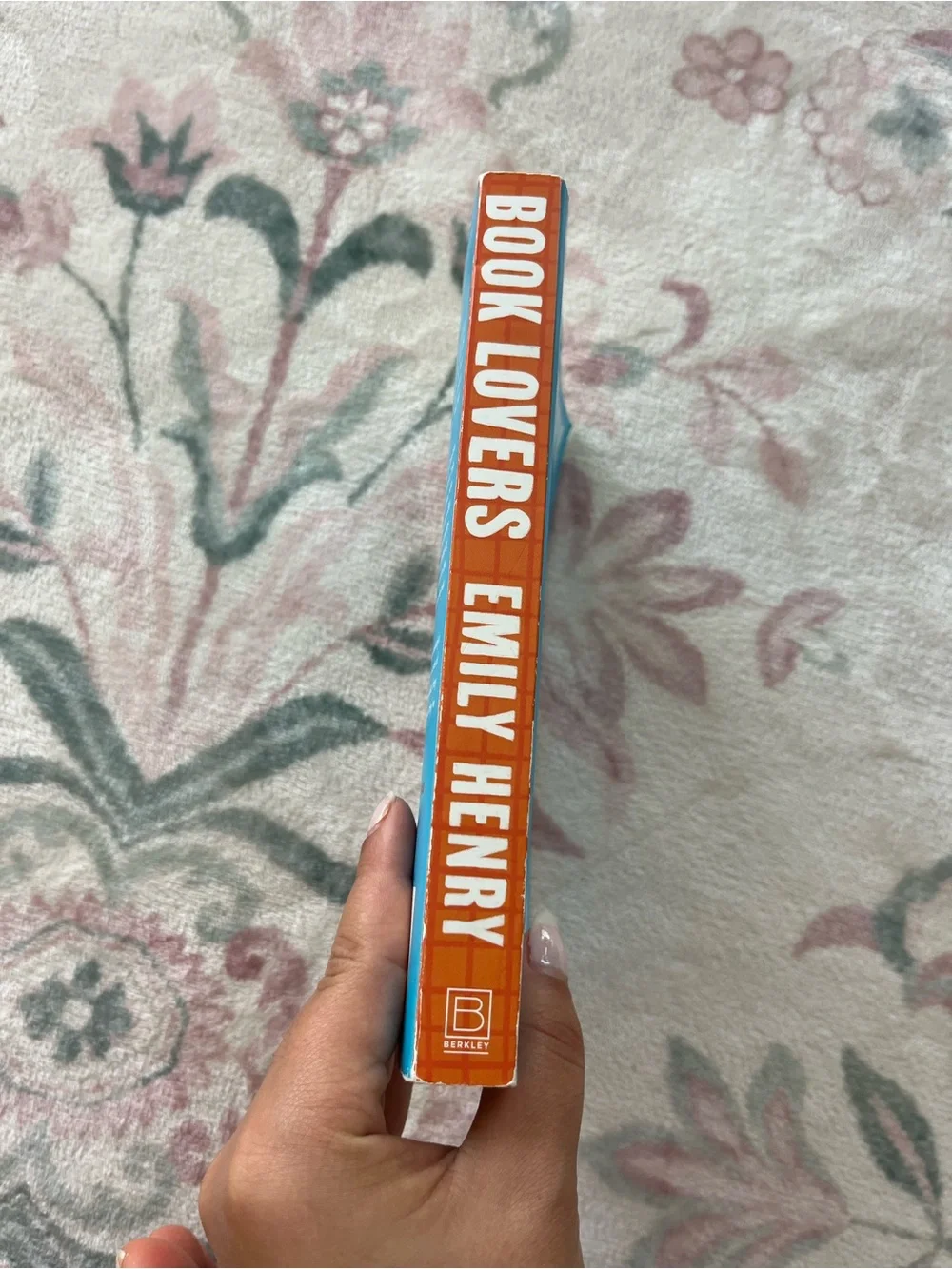 Emily Henry - Book Lovers (Blue Cover)